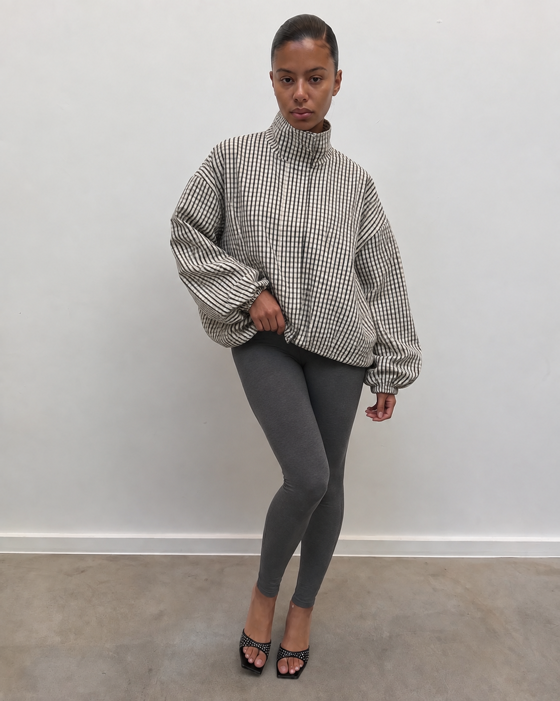 Veste oversize à carreaux noir et blanc, col montant