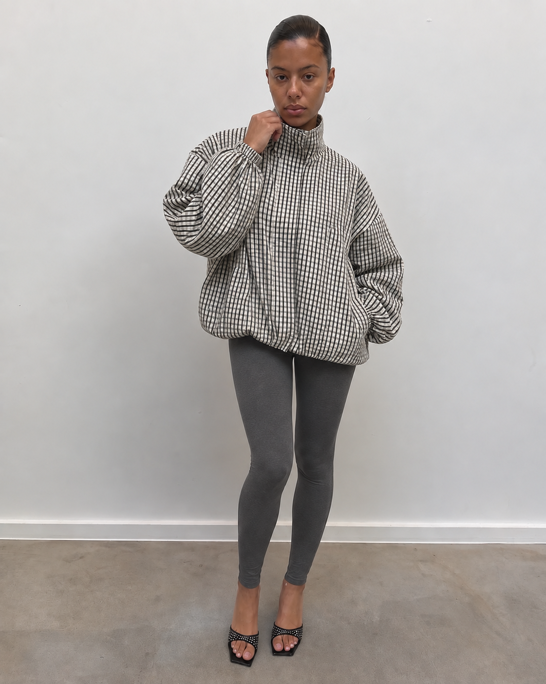 Veste oversize à carreaux noir et blanc, vue de face