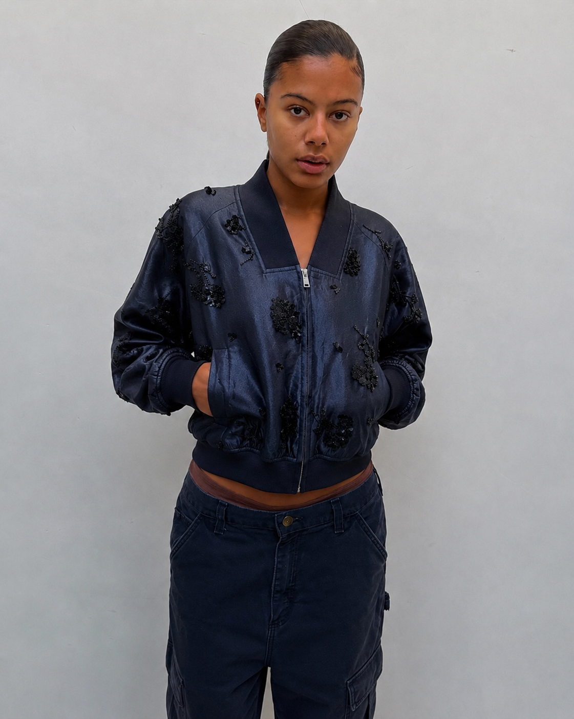 Veste baseball à sequins, détail des finitions