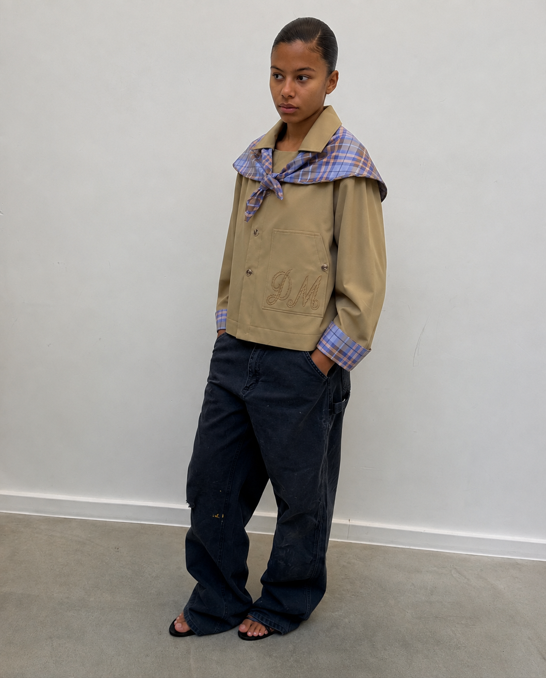 Veste courte beige à carreaux, grande poche plaquée