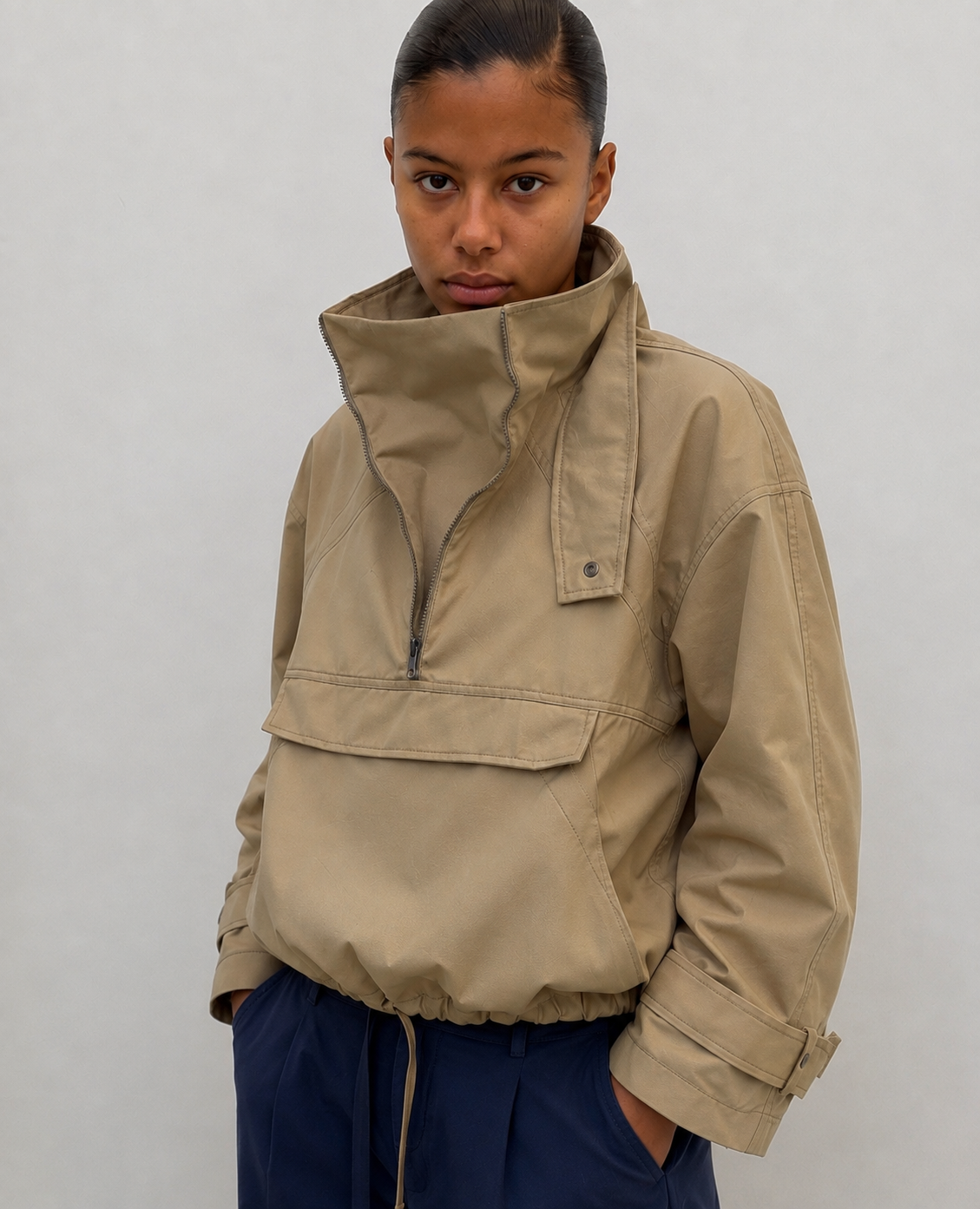 Veste zippée à col montant et grandes poches