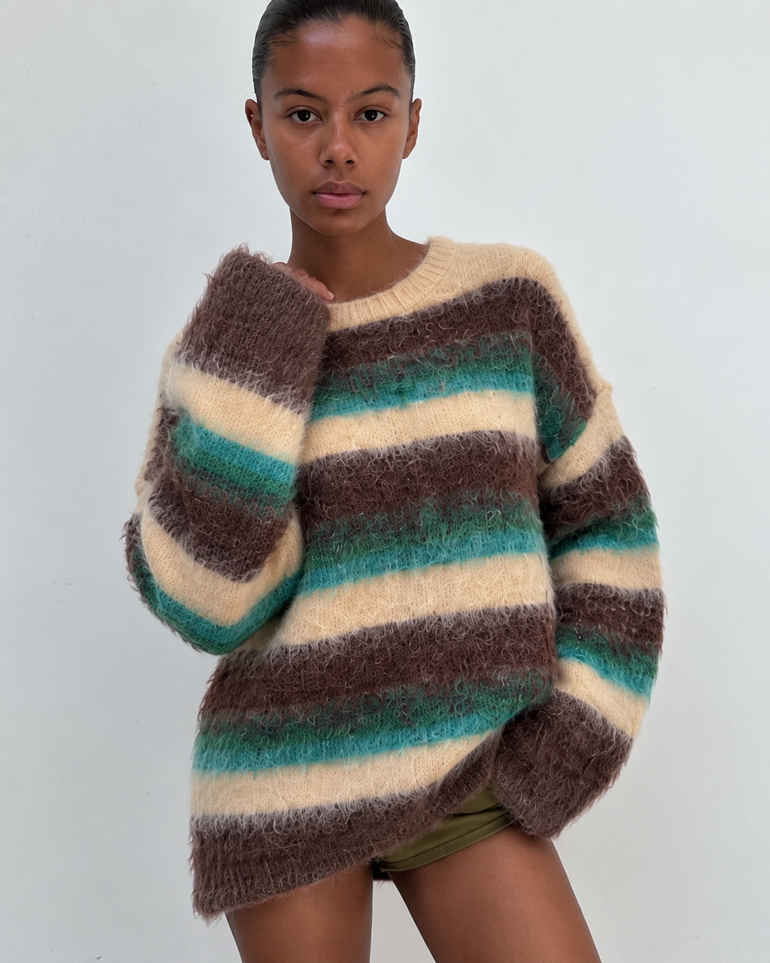 Pull oversize à rayures chocolat, crème et vert